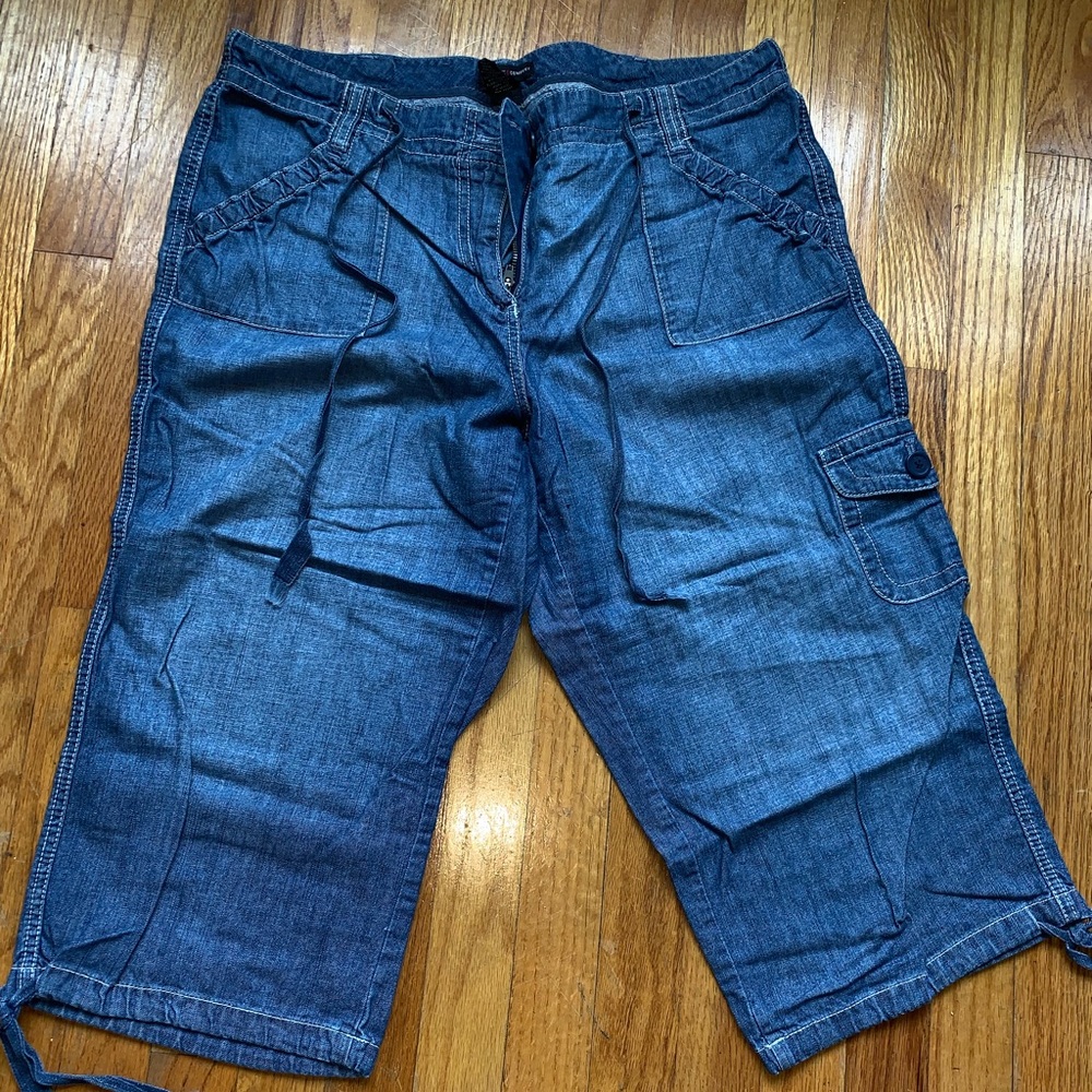 New York&Co denim capris